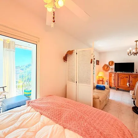 Appartement Maisonnette Avec Jardin Et Apercu A Bandol