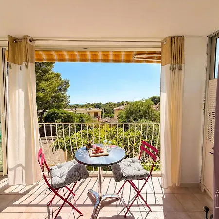 Appartement Maisonnette Avec Jardin Et Apercu A Bandol