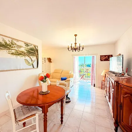 Maisonnette Avec Jardin Et Apercu A Appartement Bandol